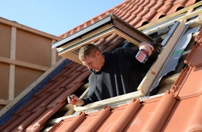 Pose de fenêtres de toit Velux à Offwiller